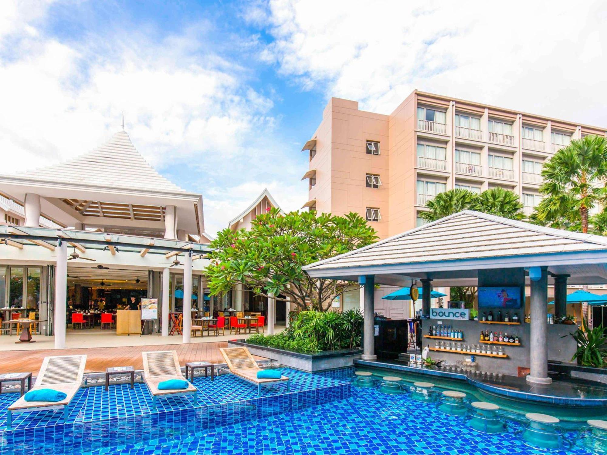 Grand Mercure Phuket Patong Hotel Exterior photo